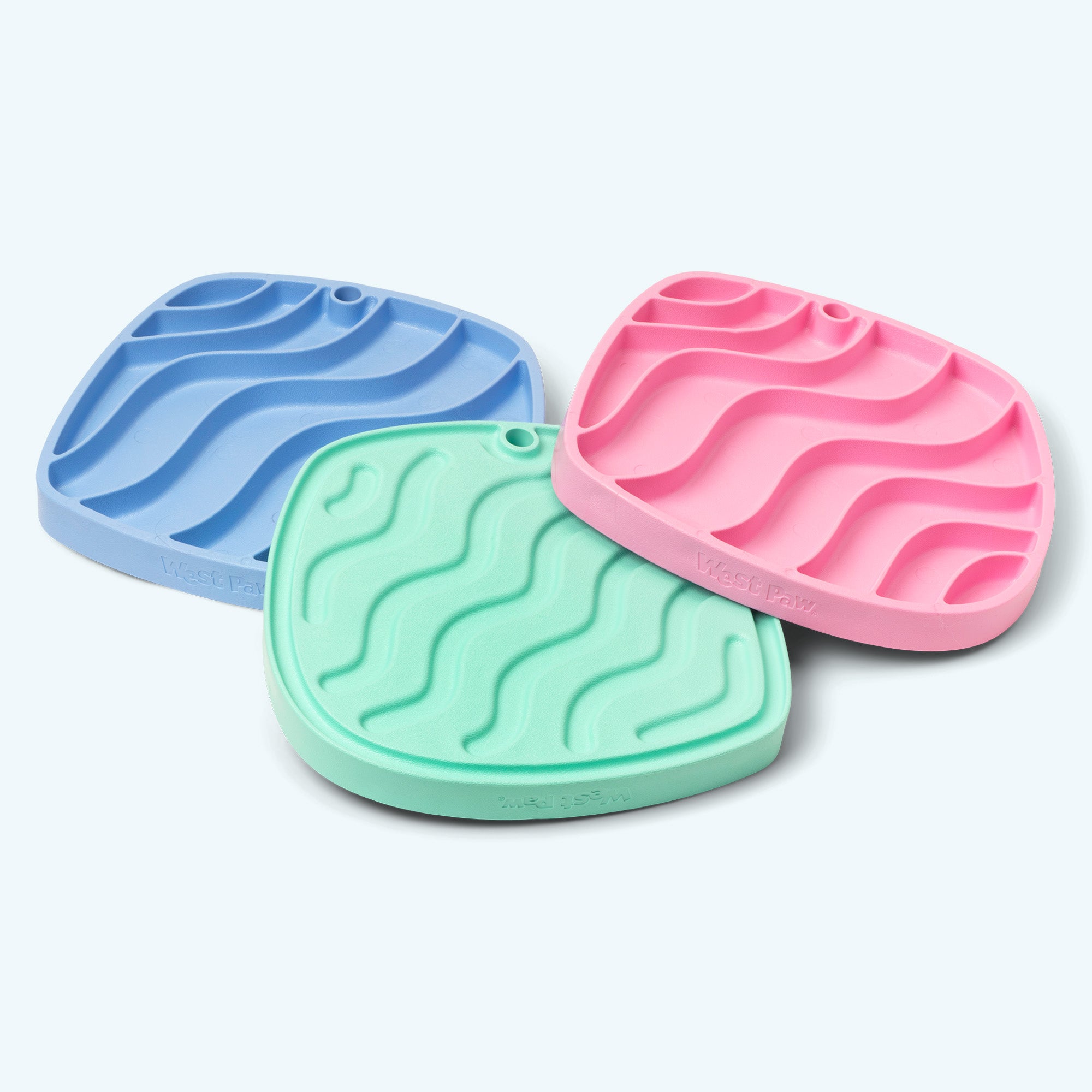Waves_Feast_Mat_PDP_Images_waves_group.jpg